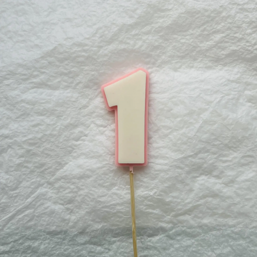 Фигурка из шоколадной глазури 