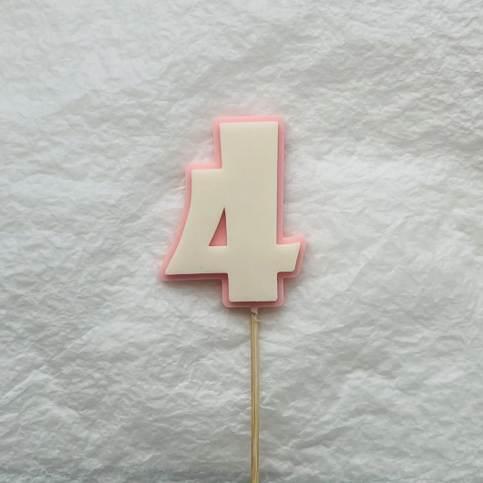 Фигурка из шоколадной глазури 