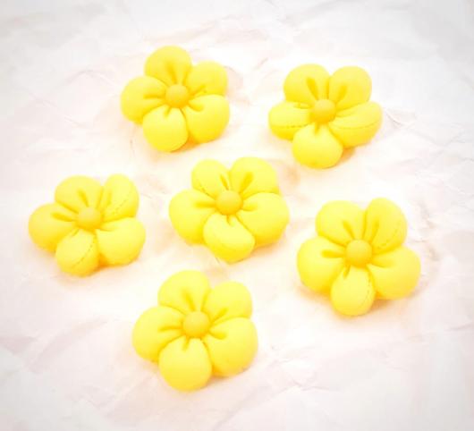 Фигурка из шоколадной глазури Цветочки желтые 2,3см (6шт)