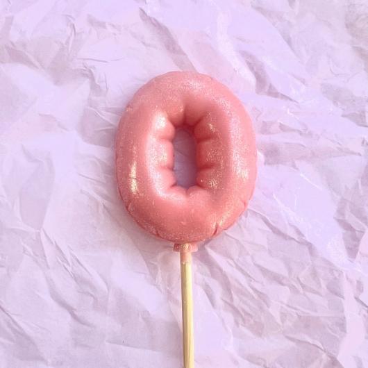 Фигурка из шоколадной глазури 