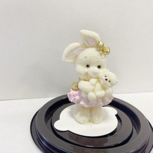 Фигурка из шоколадной глазури Зайка в юбочке, 7 см